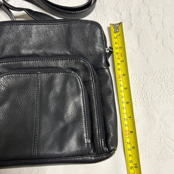 Daniel Leather Pebbled Black Crossbody Purse Multi Pocket Adjustable Strap - Picture 3 of 16